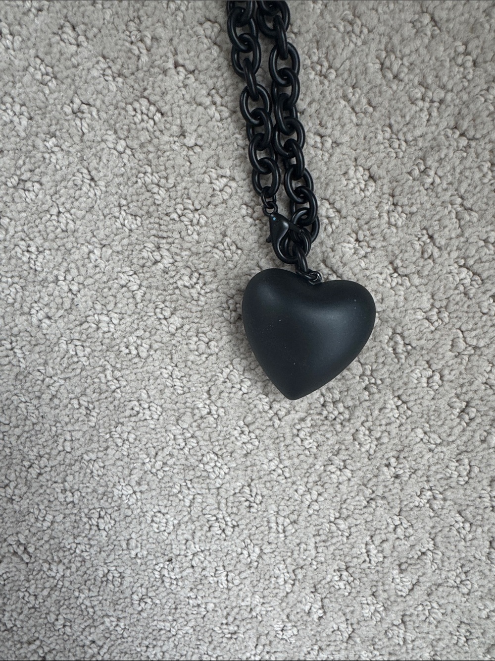 Roxanne Assoulin Puffy Heart Necklace Matte Black - Picture 6 of 10